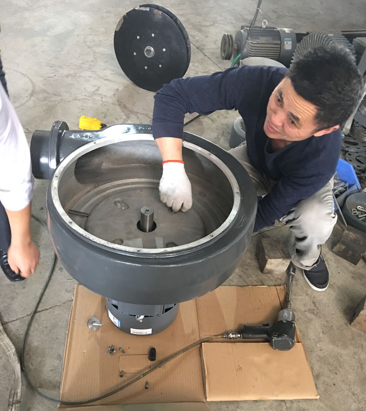 三叶罗茨鼓草莓视频黄版APP下载坏了，维修找谁更合适？